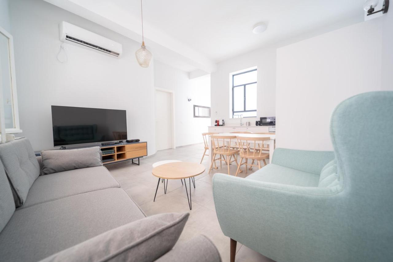 Yalarent Boutique Apartments In Jaffa'S Flea Market Тель-Авив Экстерьер фото