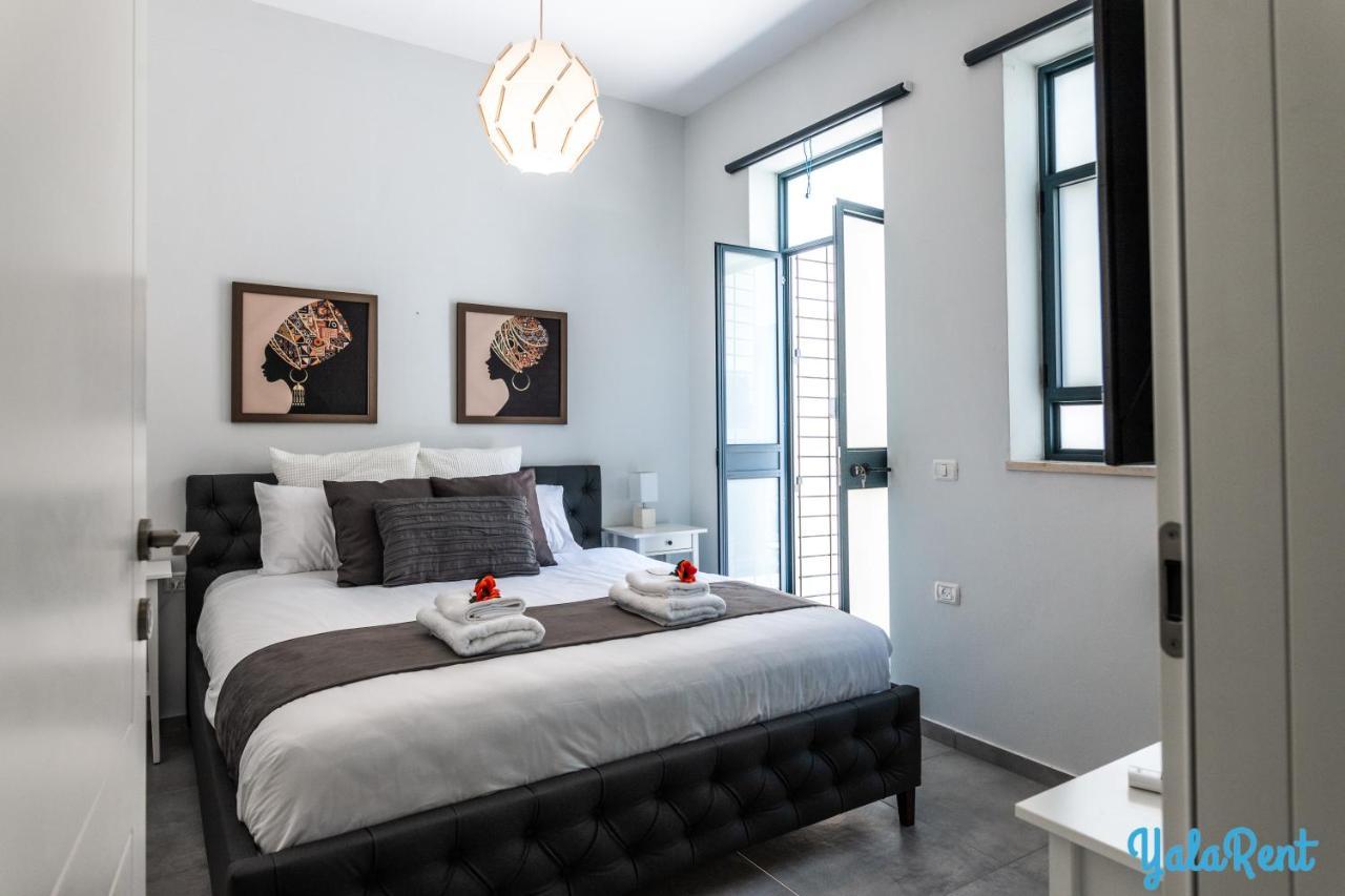 Yalarent Boutique Apartments In Jaffa'S Flea Market Тель-Авив Экстерьер фото
